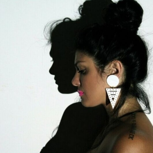 White Triangle Cut Out Earrings - Picture 2 of 7